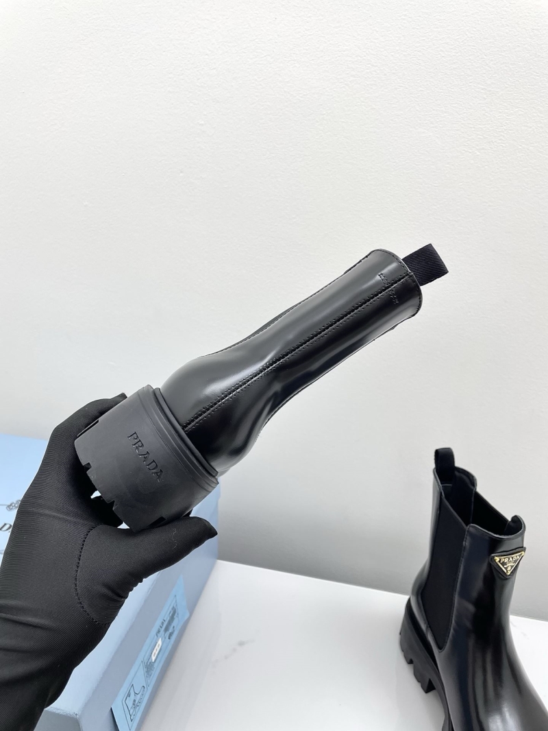 Pra*a boots